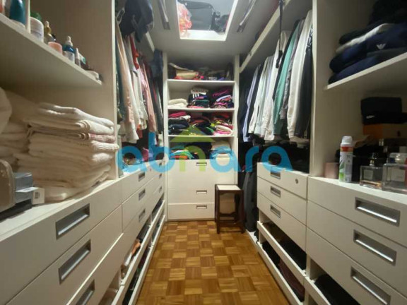 Imagem Apartamento com 3 Quartos à Venda, 184 m² em Copacabana - Rio De Janeiro Imagem Apartamento com 3 Quartos à Venda, 184 m² em Copacabana - Rio De Janeiro