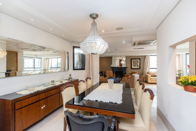 Imagem Apartamento com 4 Quartos à Venda, 202 m² em Moema - São Paulo Imagem Apartamento com 4 Quartos à Venda, 202 m² em Moema - São Paulo