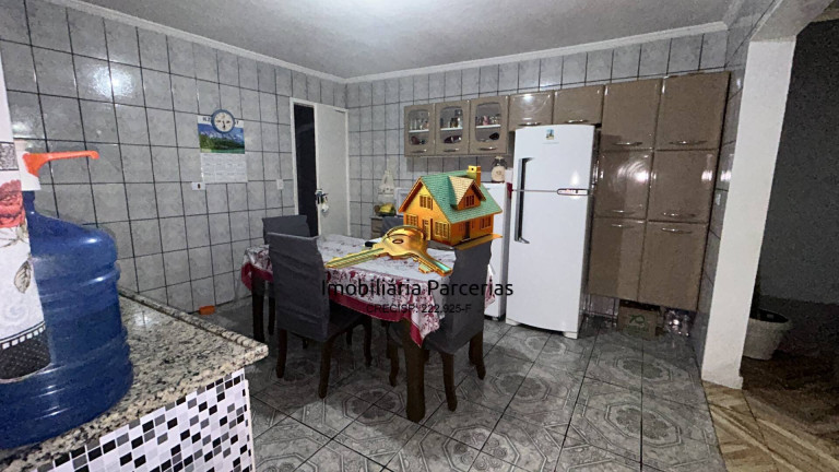 Imagem Casa com 3 Quartos à Venda, 199 m² em Jardim Diva (fazendinha) - Santana De Parnaíba Imagem Casa com 3 Quartos à Venda, 199 m² em Jardim Diva (fazendinha) - Santana De Parnaíba
