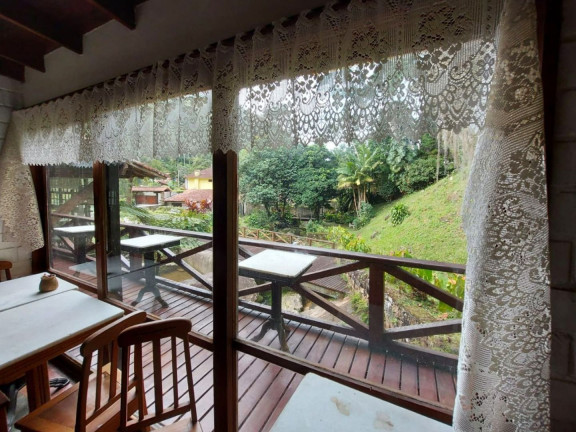 Imagem Casa com 3 Quartos à Venda, 300 m² em Parque Do Ingá - Teresópolis