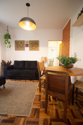 Imagem Imóvel com 1 Quarto à Venda,  em Moinhos De Vento - Porto Alegre
