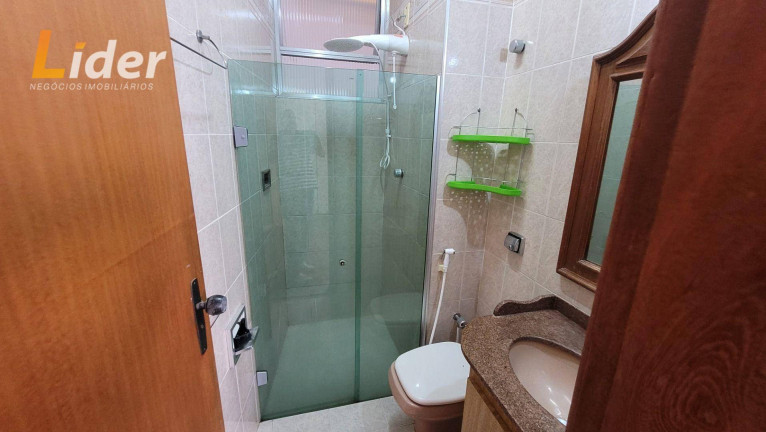 Imagem Casa com 3 Quartos à Venda, 192 m² em Santa Helena - Juiz De Fora Imagem Casa com 3 Quartos à Venda, 192 m² em Santa Helena - Juiz De Fora