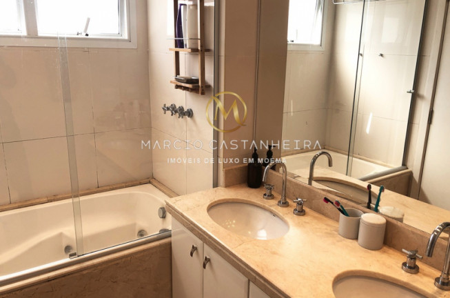 Imagem Apartamento com 2 Quartos à Venda, 105 m² em Moema - São Paulo