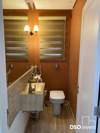 Imagem Casa com 4 Quartos à Venda, 220 m² em Vila Nova Conceição - São Paulo