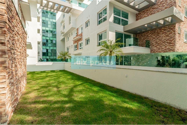 Imagem Apartamento com 3 Quartos à Venda, 237 m² em Menino Deus - Porto Alegre