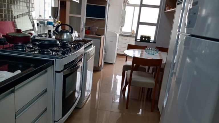 Imagem Apartamento com 3 Quartos à Venda, 129 m² em Santa Cecília - São Paulo
