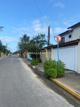 Sobrado com 2 Quartos à Venda,  em Centro - Bertioga
