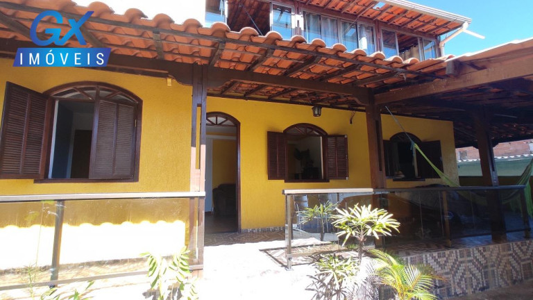 Casa com 6 Quartos à Venda, 200 m² em Santa Marta - Ribeirão Das Neves