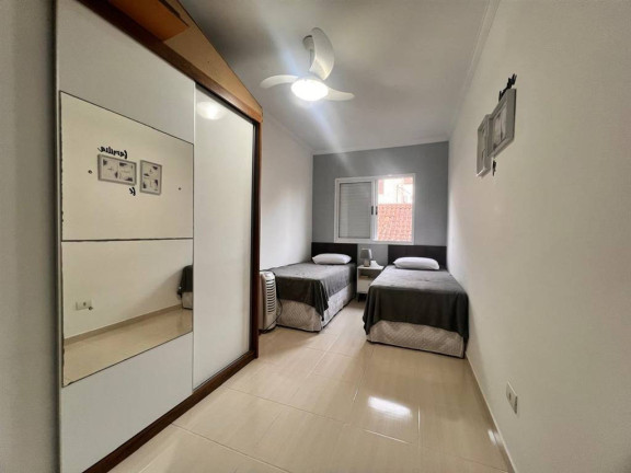 Imagem Casa com 3 Quartos à Venda, 121 m² em Maracanã - Praia Grande Imagem Casa com 3 Quartos à Venda, 121 m² em Maracanã - Praia Grande