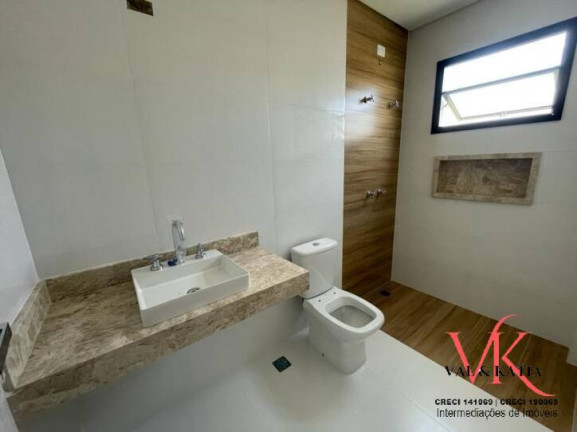 Casa de Condomínio com 3 Quartos à Venda,  em Quiririm - Taubaté