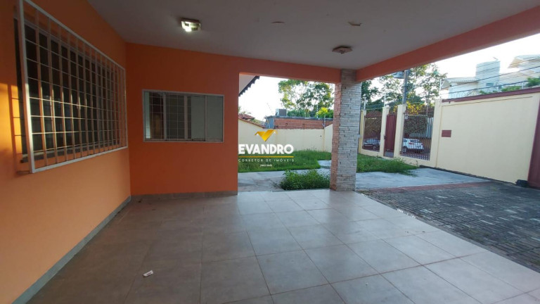 Imagem Casa com 5 Quartos à Venda, 840 m² em Santa Cruz - Cuiabá Imagem Casa com 5 Quartos à Venda, 840 m² em Santa Cruz - Cuiabá