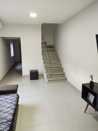 Imagem Casa com 3 Quartos à Venda, 210 m² em Campo Belo - São Paulo