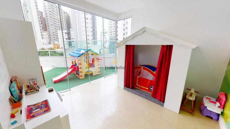 Imagem Apartamento com 3 Quartos à Venda, 135 m² em Centro - Balneário Camboriú Imagem Apartamento com 3 Quartos à Venda, 135 m² em Centro - Balneário Camboriú
