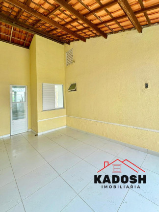 Imagem Casa com 3 Quartos para Alugar, 200 m² em Sim - Feira De Santana