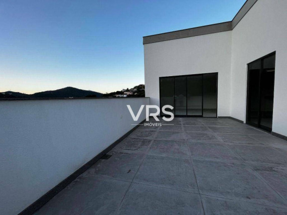 Cobertura com 3 Quartos à Venda, 157 m² em Várzea - Teresópolis