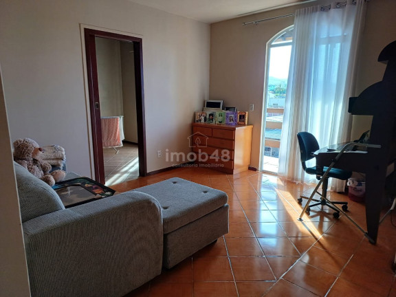 Imagem Casa com 4 Quartos à Venda, 412 m² em Serraria - São José