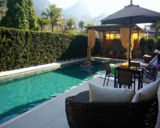 Casa com 10 Quartos à Venda, 802 m² em Frade (cunhambebe) - Angra Dos Reis