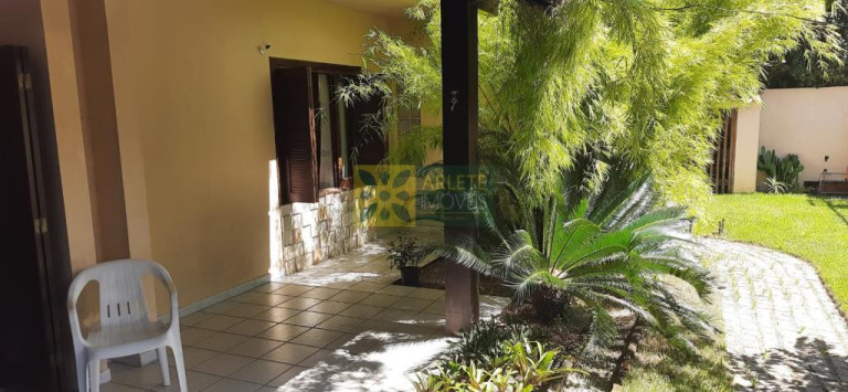 Imagem Casa com 4 Quartos à Venda, 250 m² em Centro - Porto Belo Imagem Casa com 4 Quartos à Venda, 250 m² em Centro - Porto Belo