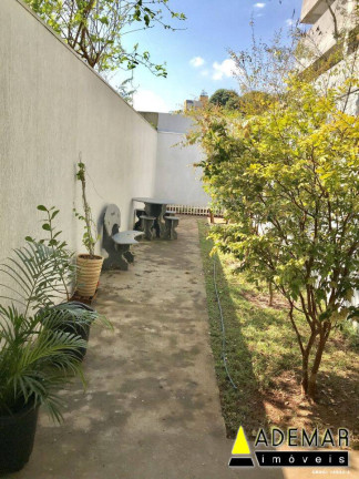 Imagem Casa com 3 Quartos à Venda, 125 m² em Centro - Diadema Imagem Casa com 3 Quartos à Venda, 125 m² em Centro - Diadema