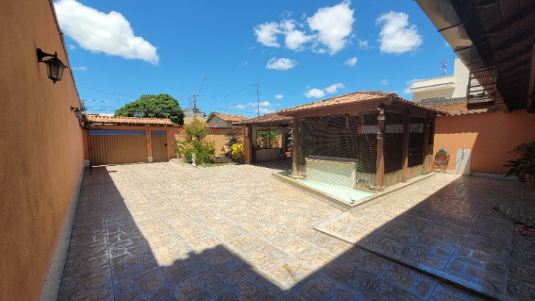 Imagem Casa com 5 Quartos à Venda, 300 m² em São Francisco - Serra Imagem Casa com 5 Quartos à Venda, 300 m² em São Francisco - Serra