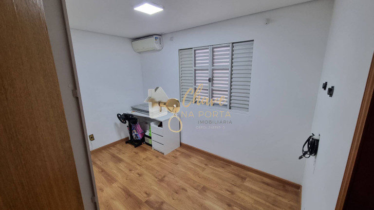 Imagem Casa com 3 Quartos à Venda, 135 m² em Jardim Vergueiro (sacomã) - São Paulo Imagem Casa com 3 Quartos à Venda, 135 m² em Jardim Vergueiro (sacomã) - São Paulo