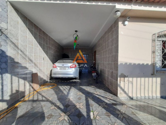 Imagem Casa com 6 Quartos à Venda, 96 m²