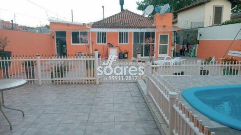 Imagem Casa com 2 Quartos à Venda, 149 m² em Laranjal - Pelotas