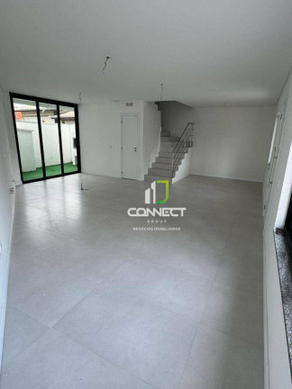 Imagem Casa com 3 Quartos à Venda, 132 m² em Dom Bosco - Itajaí