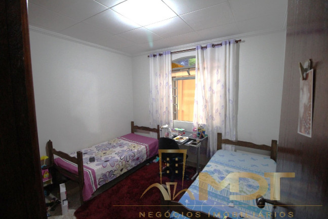 Imagem Casa com 4 Quartos à Venda, 200 m² em Santa Mônica - Belo Horizonte Imagem Casa com 4 Quartos à Venda, 200 m² em Santa Mônica - Belo Horizonte