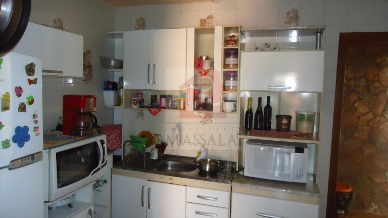Imagem Casa com 3 Quartos à Venda, 190 m² em Medianeira - Porto Alegre