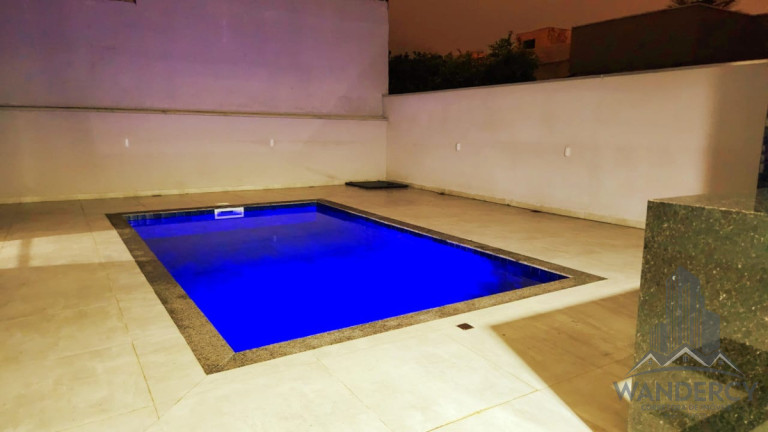 Imagem Casa com 4 Quartos à Venda, 400 m² em Horto Florestal - Ubatuba