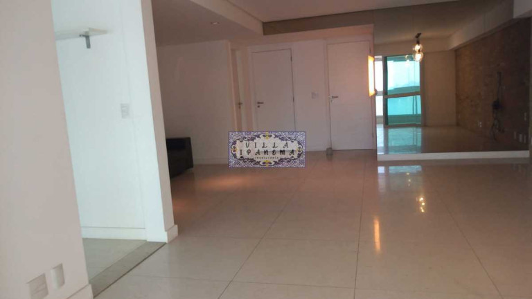 Imagem Apartamento com 3 Quartos à Venda, 158 m² em Icaraí - Niterói Imagem Apartamento com 3 Quartos à Venda, 158 m² em Icaraí - Niterói