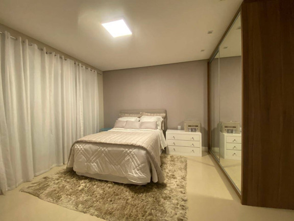 Imagem Casa com 5 Quartos à Venda,  em Centro - Xangri-lá