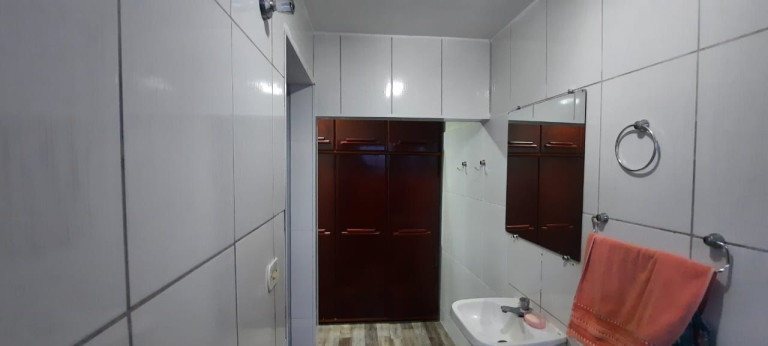 Imagem Casa com 2 Quartos à Venda, 170 m² em Conjunto Residencial Branca Vieira - Maringa