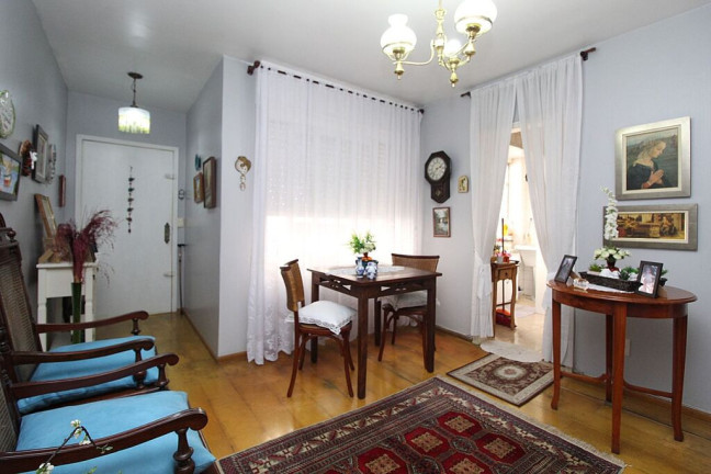 Imagem Apartamento com 2 Quartos à Venda, 61 m² em Santa Cecília - Porto Alegre