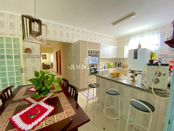 Imagem Casa com 5 Quartos à Venda, 300 m² em Centro - Extrema Imagem Casa com 5 Quartos à Venda, 300 m² em Centro - Extrema