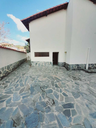 Imagem Casa com 4 Quartos à Venda, 270 m² em São Geraldo - Santa Luzia Imagem Casa com 4 Quartos à Venda, 270 m² em São Geraldo - Santa Luzia