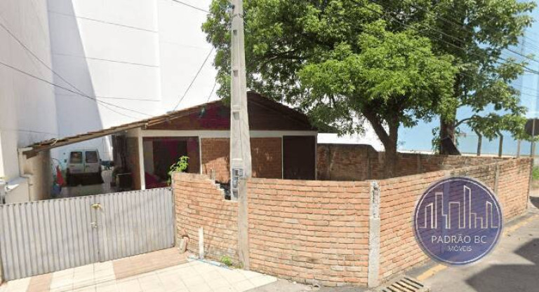 Terreno à Venda, 264 m² em Centro - Balneário Camboriú
