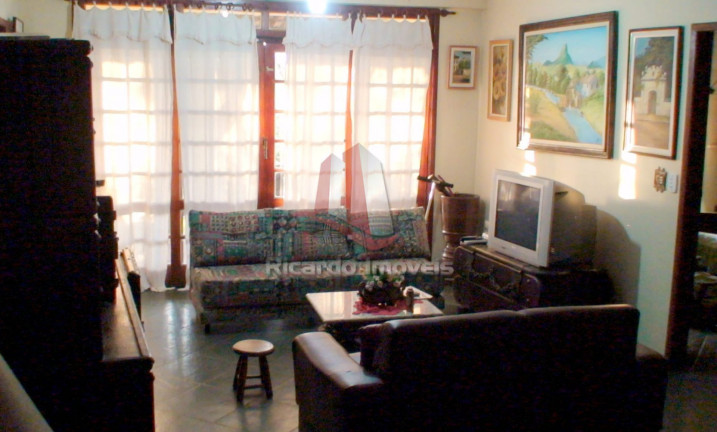 Imagem Imóvel com 3 Quartos à Venda, 360 m² em Cabo Frio Imagem Imóvel com 3 Quartos à Venda, 360 m² em Cabo Frio