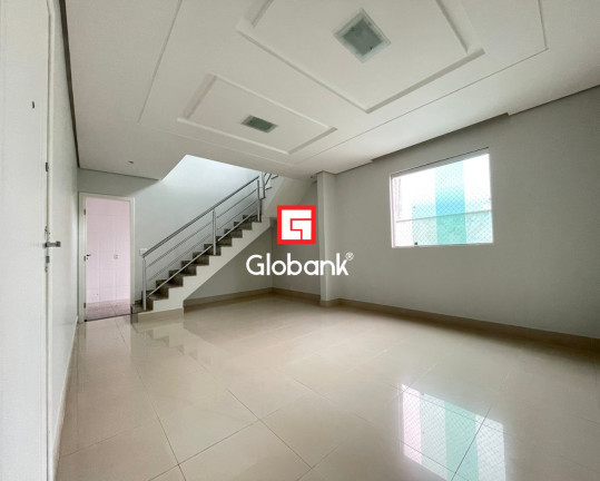 Imagem Imóvel com 3 Quartos à Venda, 230 m² em Santa Maria - Montes Claros Imagem Imóvel com 3 Quartos à Venda, 230 m² em Santa Maria - Montes Claros