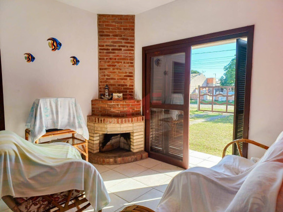 Imagem Casa com 2 Quartos à Venda, em Capão Da Canoa Imagem Casa com 2 Quartos à Venda, em Capão Da Canoa