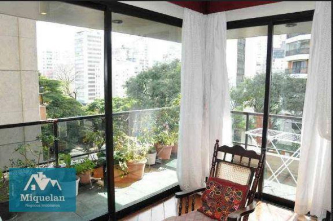 Apartamento com 4 Quartos à Venda ou Locação, 200 m² em Higienópolis - São Paulo