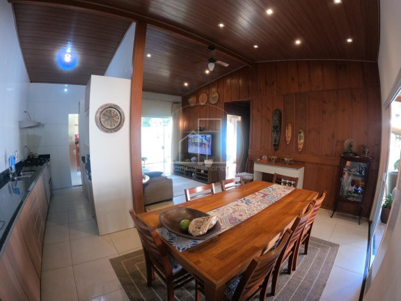 Imagem Casa com 7 Quartos à Venda, 250 m² em São João Do Rio Vermelho - Florianópolis