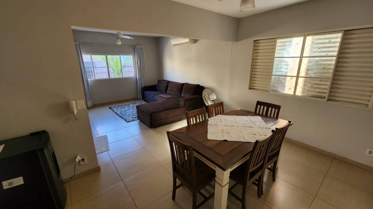 Imagem Casa com 3 Quartos à Venda, 235 m² em Morada Do Ouro - Cuiabá Imagem Casa com 3 Quartos à Venda, 235 m² em Morada Do Ouro - Cuiabá