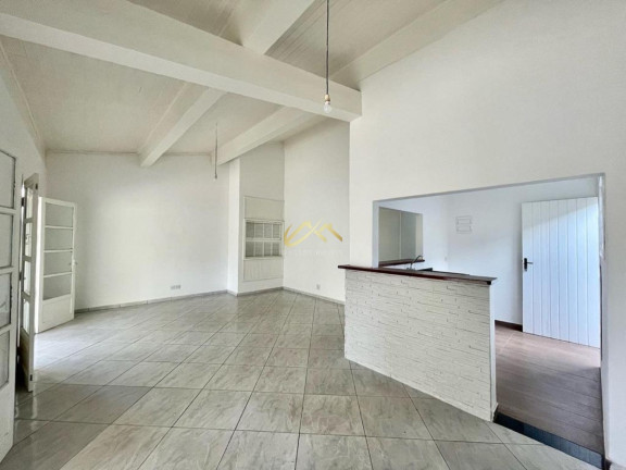 Imagem Casa com 4 Quartos à Venda, 184 m² em Centro - Ubatuba