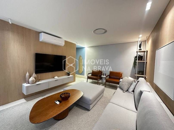 Imagem Apartamento com 3 Quartos para Alugar, 151 m² em Praia Brava - Itajaí
