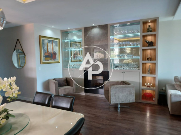 Apartamento com 3 Quartos à Venda, 138 m² em Oficinas - Ponta Grossa