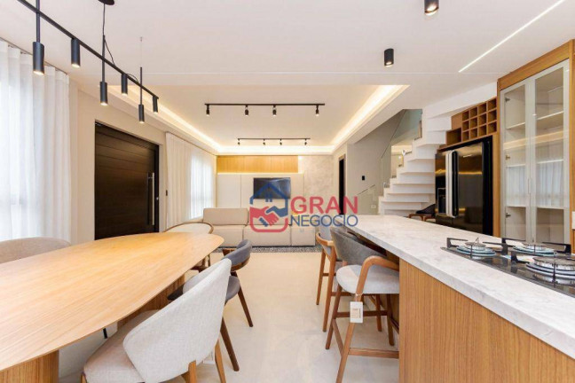 Imagem Casa com 3 Quartos à Venda, 172 m² em Santa Felicidade - Curitiba