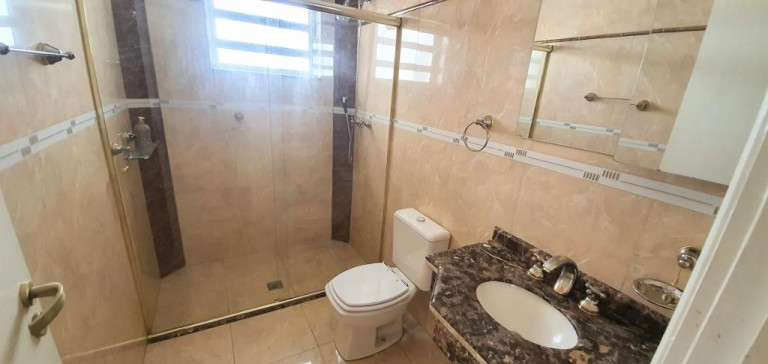 Imagem Casa com 3 Quartos à Venda, 292 m² em Green Village - Nova Odessa Imagem Casa com 3 Quartos à Venda, 292 m² em Green Village - Nova Odessa