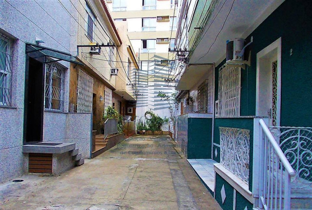Imagem Casa com 5 Quartos à Venda, 240 m² em Jardim Botânico - Rio De Janeiro